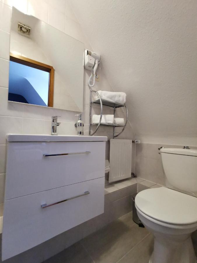 Hotel Zur Linde Rommerskirchen Room photo
