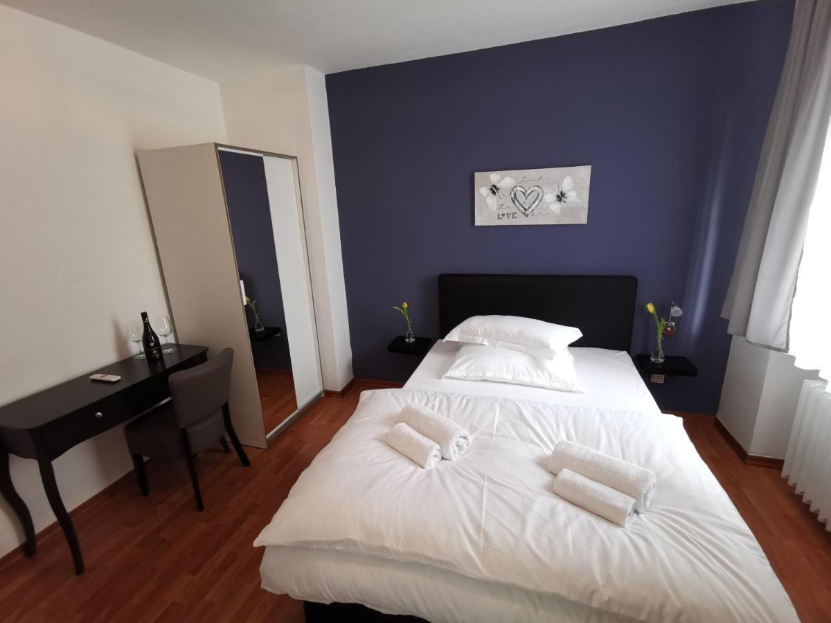 Hotel Zur Linde Rommerskirchen Room photo